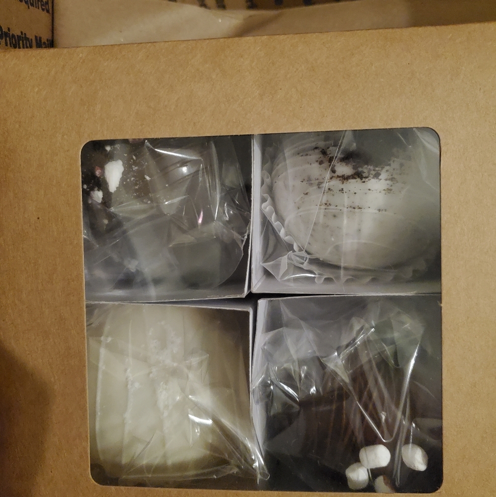 Bath bombs